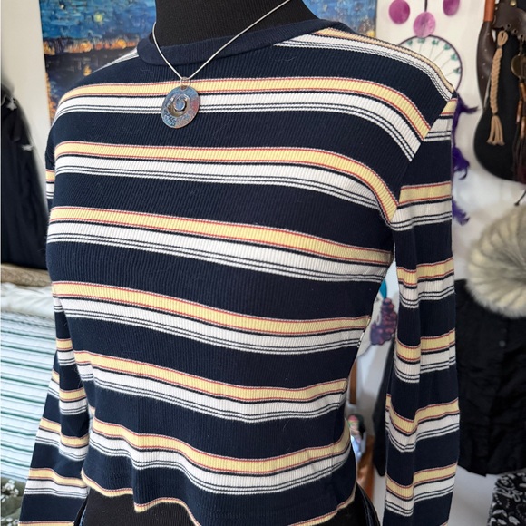 Brandy Melville Navy Striped Crop Top - Picture 2 of 6